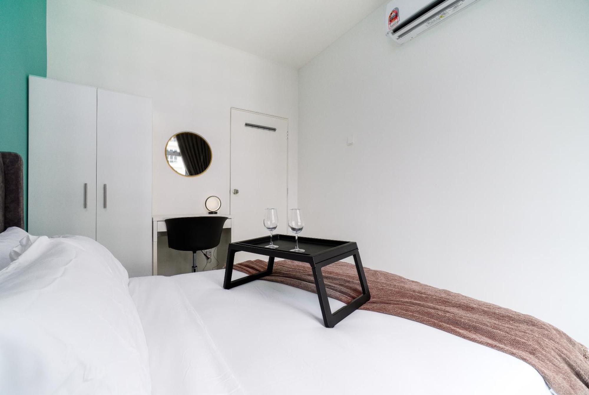 Anderson By Xuites-6 Pax-free Netflix-6 Mins To Parade Apartment